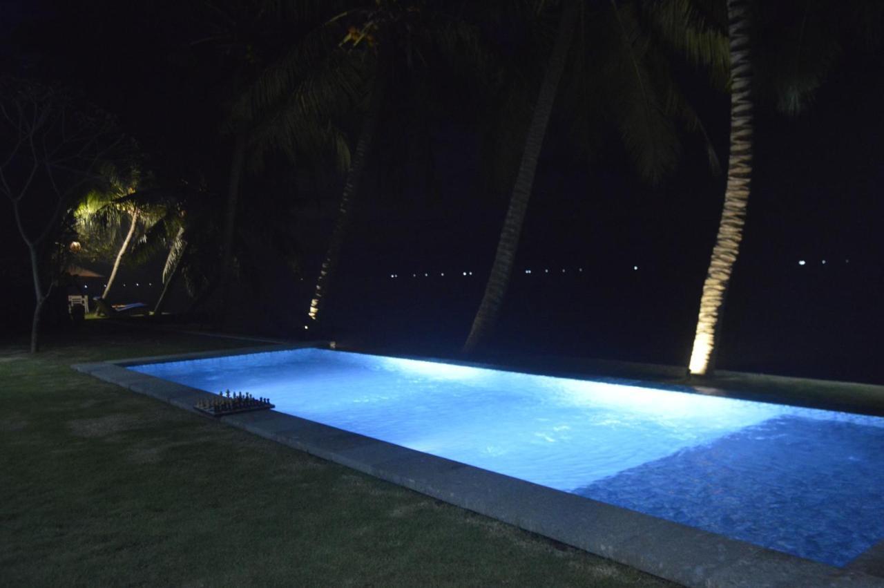 Mojito Beach Villas Kubutambahan  エクステリア 写真